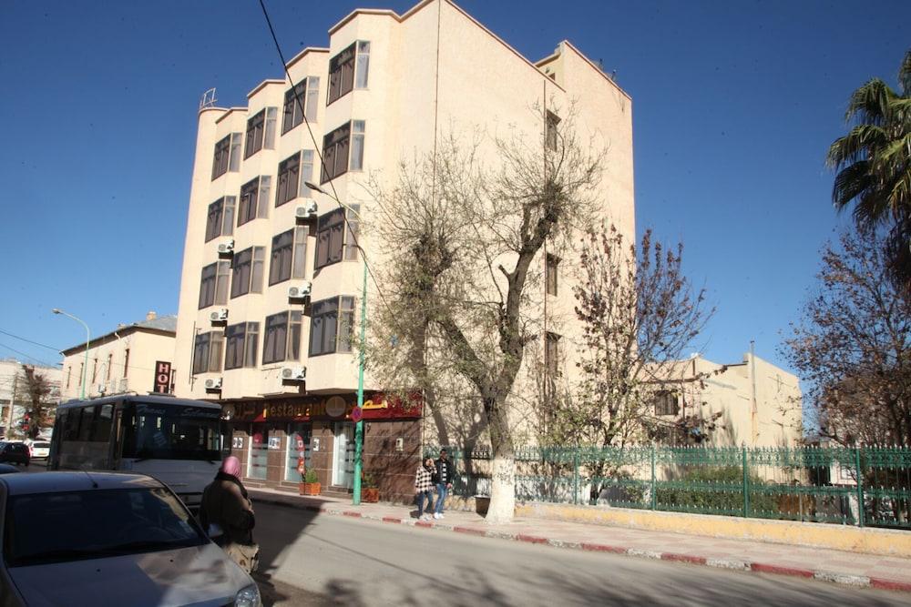 Stambouli Hotel Tlemcen Exterior photo